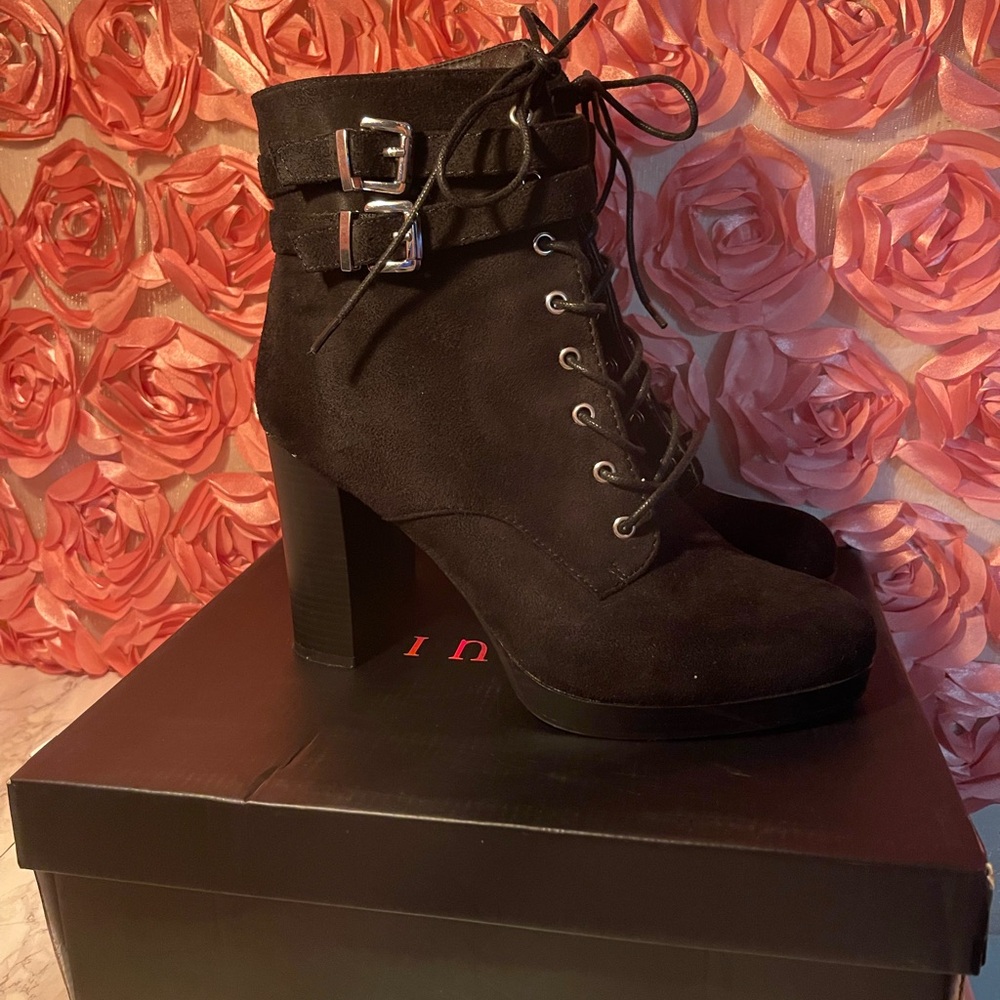 Size 10 suede booties